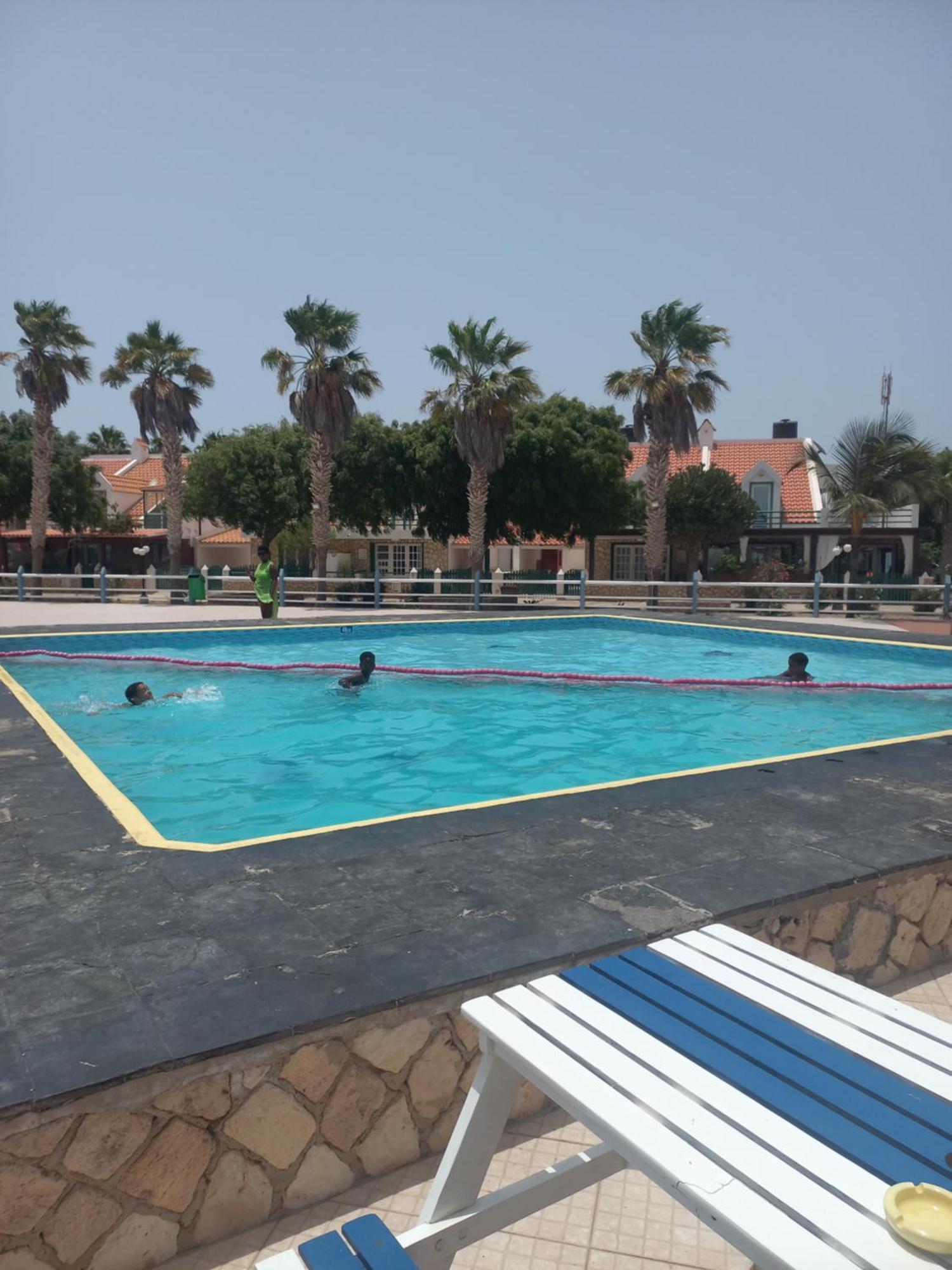 Vivenda Ronnie Apartment Beirona Bagian luar foto